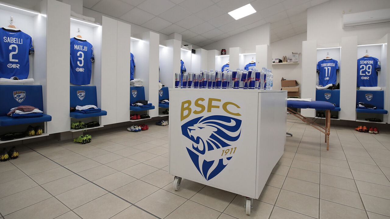 BRESCIA, ITALY - MAY 11: A general view of the Brescia Calcio dressing room ahead the Serie B match between Brescia Calcio and Benevento Calcio at Stadio Mario Rigamonti on May 11, 2019 in Brescia, Italy.