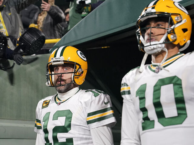 Love excited to face Rodgers: 'Hopefully we can exchange jerseys' |  theScore.com