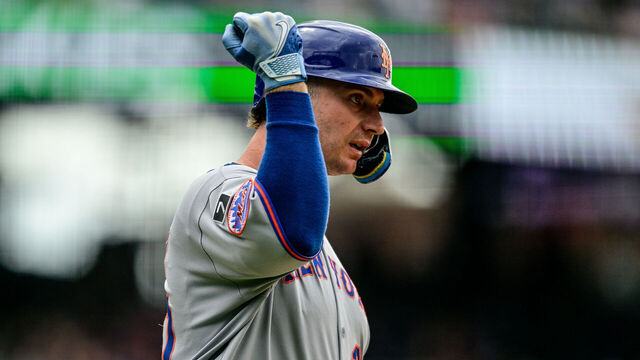 DENVER, COLORADO - JUNE 8: Pete Alonso #20 of the New York Mets celebrates his eighth inning two-run home run against the Colorado Rockies at Coors Field on June 8, 2025 in Denver, Colorado.