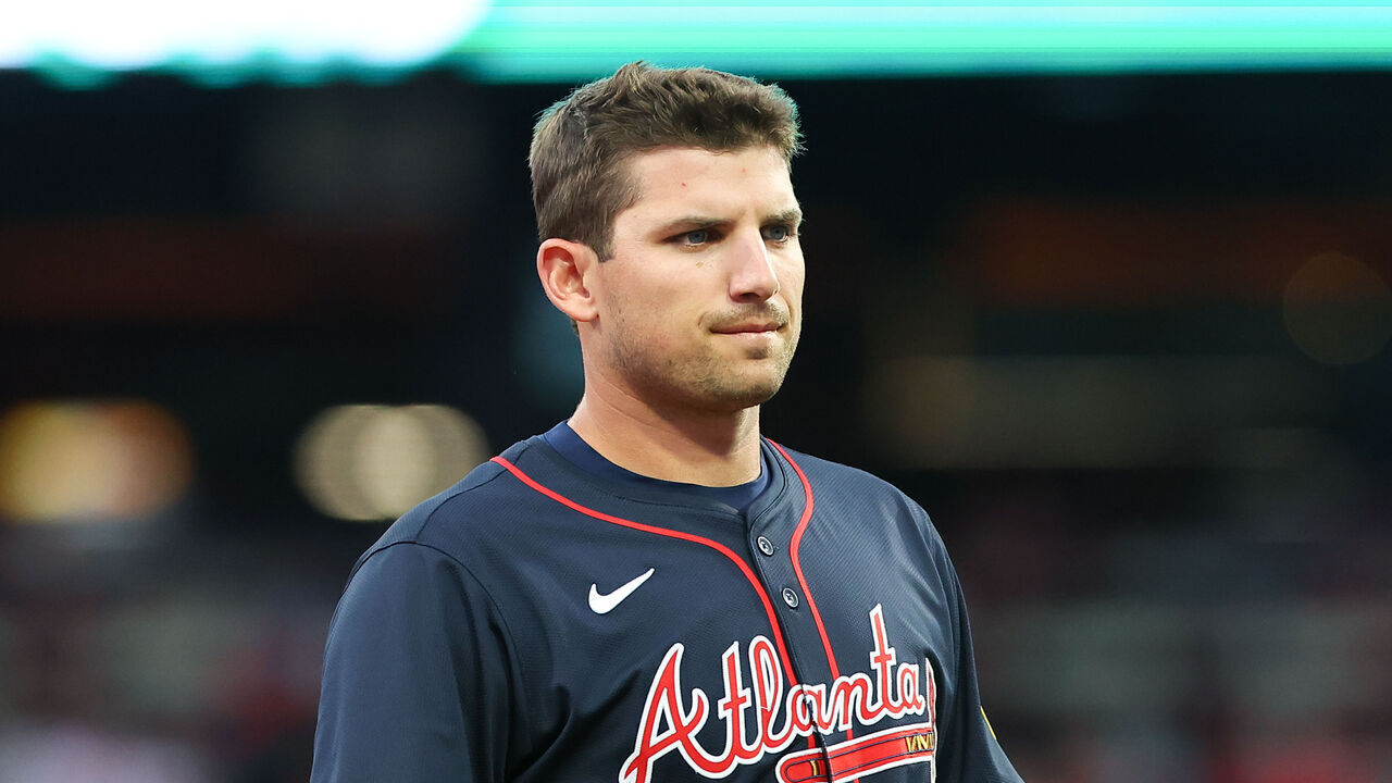 PHILADELPHIA, PA - MAY 27: Austin Riley #27 of the Atlanta Braves during the game against the Philadelphia Phillies on May 27, 2025 at Citizens Bank Park in Philadelphia, Pennsylvania.