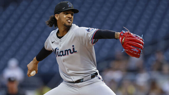 PITTSBURGH, PA - JUNE 09: Eury Perez #39 of the Miami Marlins delivers a pitch during an MLB game against the Pittsburgh Pirates on June 09, 2025 at PNC Park in Pittsburgh, Pennsylvania.
