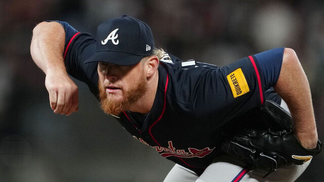 SAN FRANCISCO, CALIFORNIA - JUNE 6: Craig Kimbrel #46 of the Atlanta Braves pitches during the game at Oracle Park on June 6, 2025 in San Francisco, California.