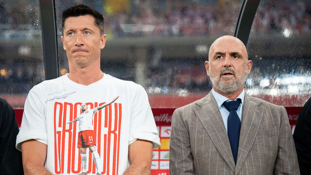 Robert Lewandowski and head coach Michal Probierz appear before the international friendly match between Poland and Moldova at Silesian Stadium in Chorzow, Poland, on June 6, 2025. This game is part of preparations for upcoming FIFA World Cup European qualifying matches.