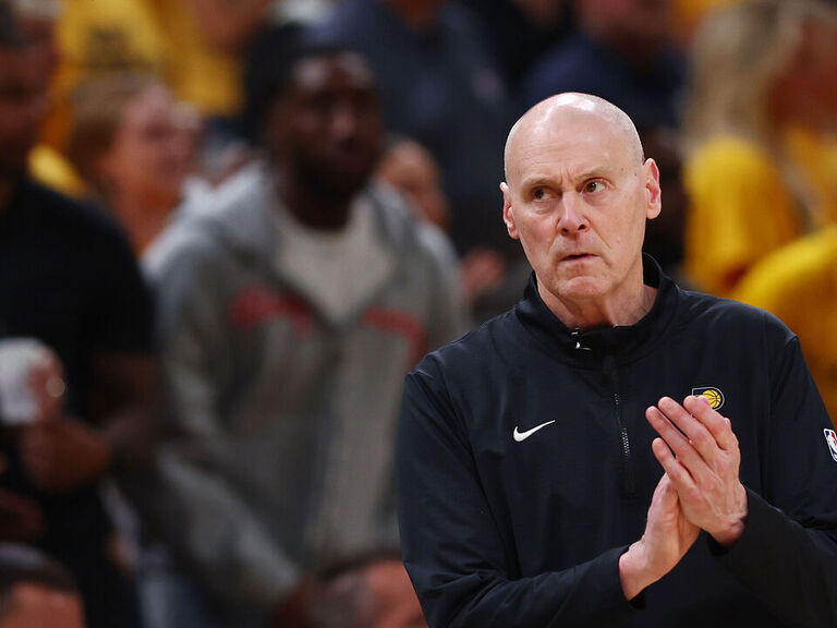 Carlisle: Pacers became too stagnant in Game 4 loss to Thunder