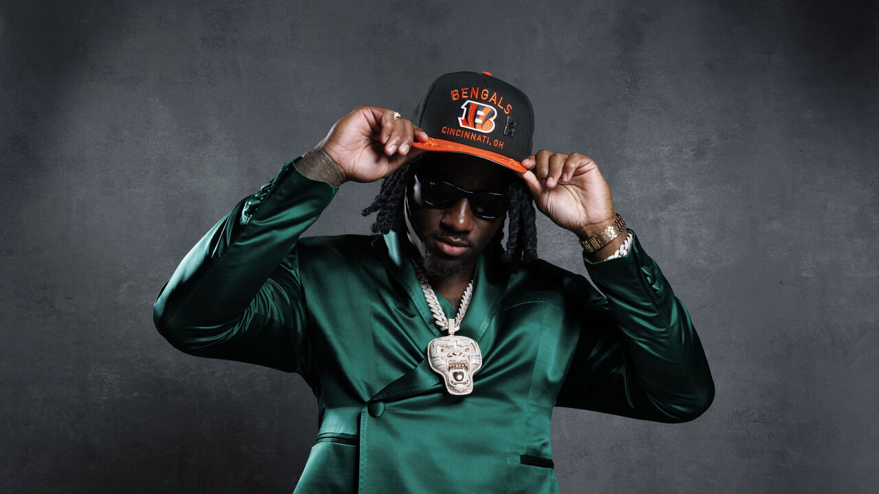 GREEN BAY, WISCONSIN - APRIL 24: Texas A&M defensive lineman Shemar Stewart poses for a portrait after being selected 17th overall by the Cincinnati Bengals during the first round of the 2025 NFL Draft on April 24, 2025 in Green Bay, Wisconsin.