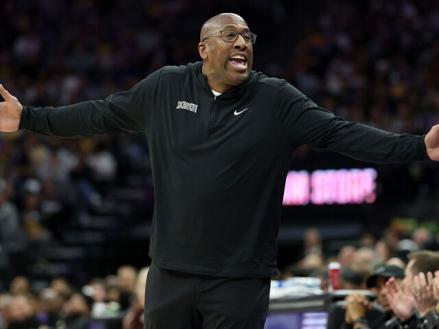 SACRAMENTO, CALIFORNIA - DECEMBER 19: Sacramento Kings head coach Mike Brown reacts towards his bench during their game against the Los Angeles Lakers in the first half at Golden 1 Center on December 19, 2024 in Sacramento, California. NOTE TO USER: User expressly acknowledges and agrees that, by downloading and/or using this photograph, user is consenting to the terms and conditions of the Getty Images License Agreement.