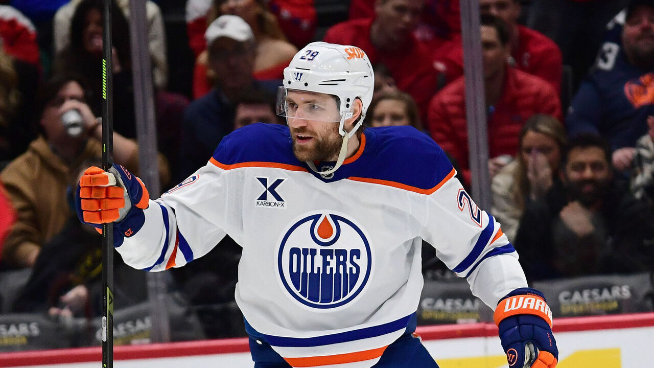 WASHINGTON, DC - FEBRUARY 23: Oilers center Leon Draisaitl (29) celebrates after his first period goal during the Edmonton Oilers versus Washington Capitals National Hockey League game on February 23, 2025 at Capital One Arena in Washington, D.C..