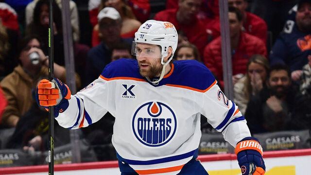 WASHINGTON, DC - FEBRUARY 23: Oilers center Leon Draisaitl (29) celebrates after his first period goal during the Edmonton Oilers versus Washington Capitals National Hockey League game on February 23, 2025 at Capital One Arena in Washington, D.C..