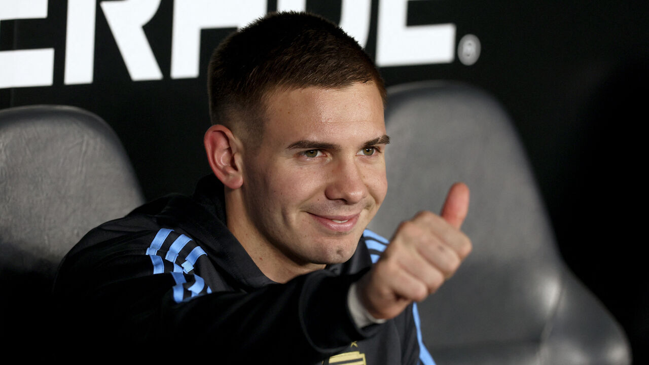 Argentina's forward #20 Franco Mastantuono greets during the 2026 FIFA World Cup South American qualifiers football match between Argentina and Colombia at the Mas Monumental stadium in Buenos Aires, on June 10, 2025.
