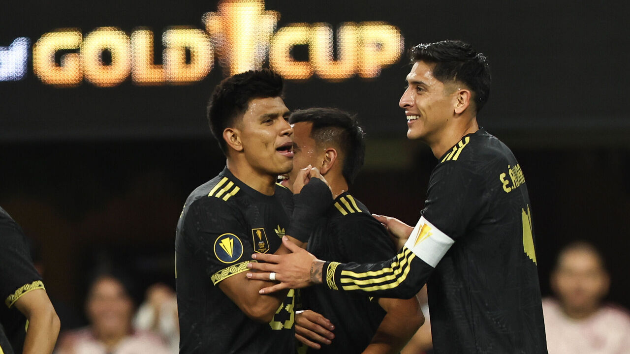 INGLEWOOD, CALIFORNIA - JUNE 14: Edson Alvarez #4 of Mexico celebrates with teammates after scoring their third goal during the Group Stage - Group A match between Mexico and Dominican Republic as part of the 2025 CONCACAF Gold Cup at SoFi Stadium on June 14, 2025 in Inglewood, California.