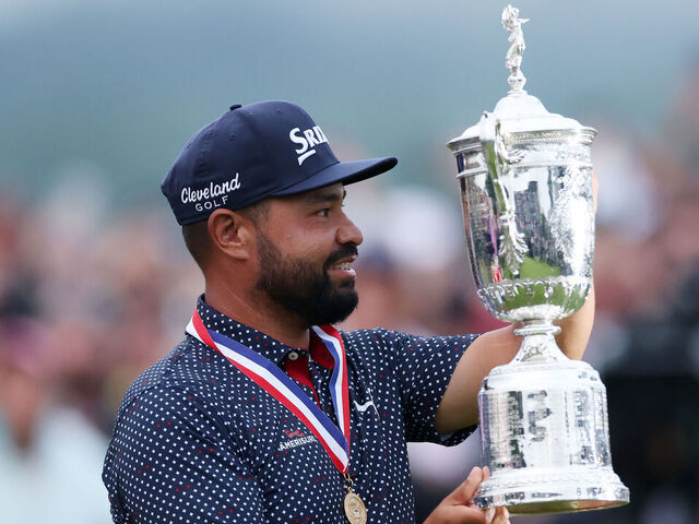 OAKMONT, PENNSYLVANIA - JUNE 15: J. J. Spaun of the United States celebrates with the trophy after winning during the final round of the 125th U.S. OPEN at Oakmont Country Club on June 15, 2025 in Oakmont, Pennsylvania.