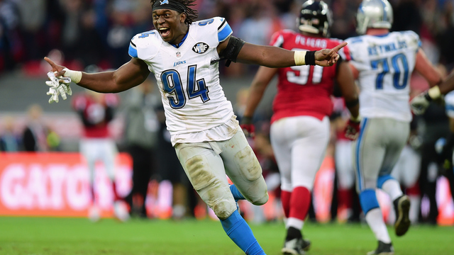 Watch: Lions' Ansah sings with 500 kids at Ghana football camp