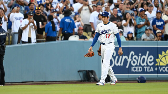 Los Angeles, CA - June 16:Shohei Ohtani's walks on the field to pitch for the Dodgers against the Padres at Dodger Stadium on Monday, June 16, 2025. This was the first time on the mound for Shohei Ohtani in a Dodger uniform.