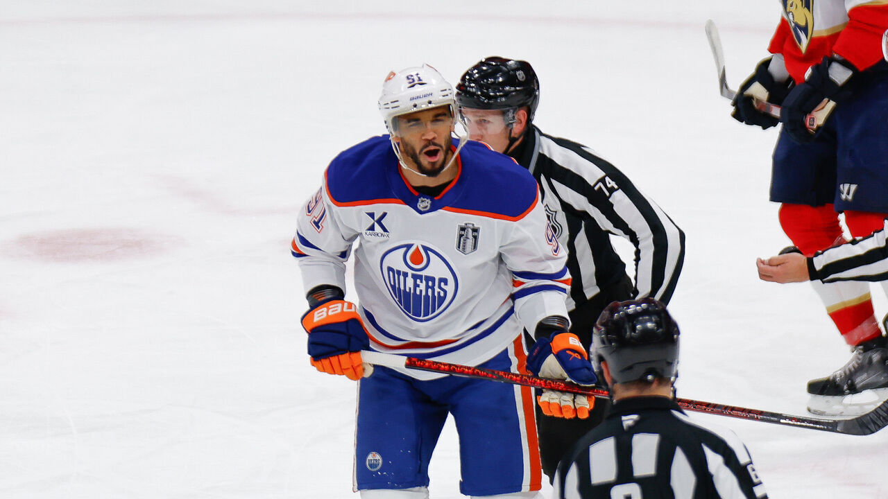 SUNRISE, FL - JUNE 09: Edmonton Oilers Left Wing Evander Kane (91) talks to the official during the Stanley Cup Final game three between the Edmonton Oilers and the Florida Panthers on June 9, 2025 at Amerant Bank Arena in Sunrise, Fla.