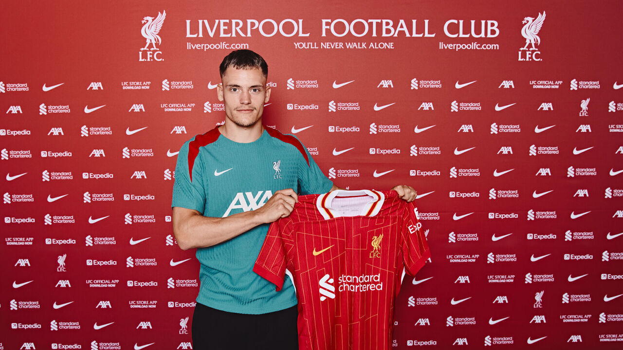 KIRKBY, ENGLAND - JUNE 20: (THE SUN OUT, THE SUN ON SUNDAY OUT) Florian Wirtz is unveiled as a Liverpool player after his signing at AXA Training Centre on June 20, 2025 in Kirkby, England.