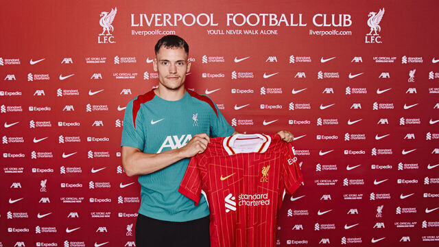 KIRKBY, ENGLAND - JUNE 20: (THE SUN OUT, THE SUN ON SUNDAY OUT) Florian Wirtz is unveiled as a Liverpool player after his signing at AXA Training Centre on June 20, 2025 in Kirkby, England.