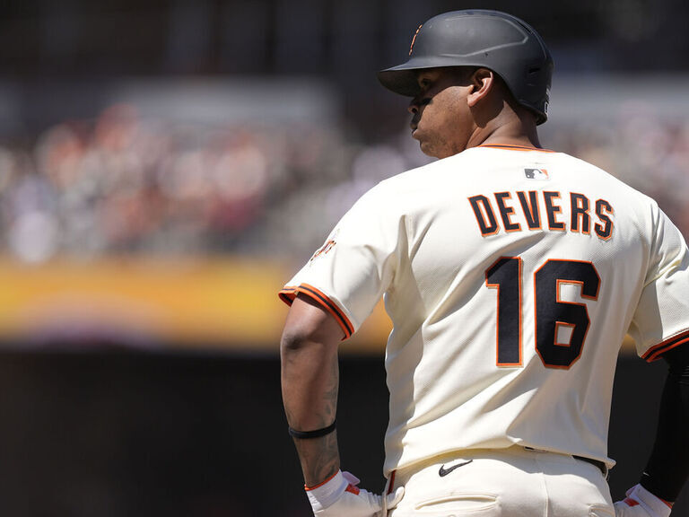 Devers would've played 1B for Red Sox if asked during spring training