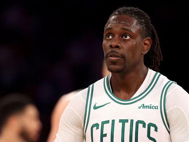 Report: Celtics trade Holiday to Blazers for Simons, picks | theScore.com