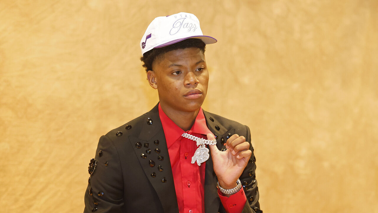 BROOKLYN, NY - JUNE 25: Ace Bailey poses for a photo after being drafted fifth overall by the Utah Jazz during the 2025 NBA Draft - Round One on June 25, 2025 at Barclays Center in Brooklyn, New York. Mandatory Copyright Notice: Copyright 2025 NBAE