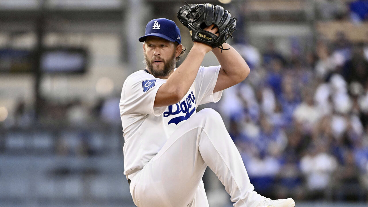Los Angeles, CA - June 20: Starting pitcher Clayton Kershaw #22 of the Los Angeles Dodgers throws to the plate against the Washington nationals in the first inning during a baseball game at Dodger Stadium in Los Angeles on Friday, June 20, 2025.