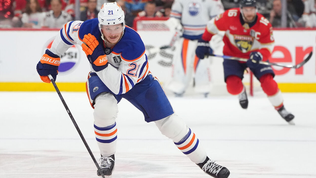 SUNRISE, FLORIDA - JUNE 12: Trent Frederic #21 of the Edmonton Oilers skates after the puck during the second period of Game Four of the 2025 Stanley Cup Final between the Edmonton Oilers and the Florida Panthers at Amerant Bank Arena on June 12, 2025 in Sunrise, Florida.