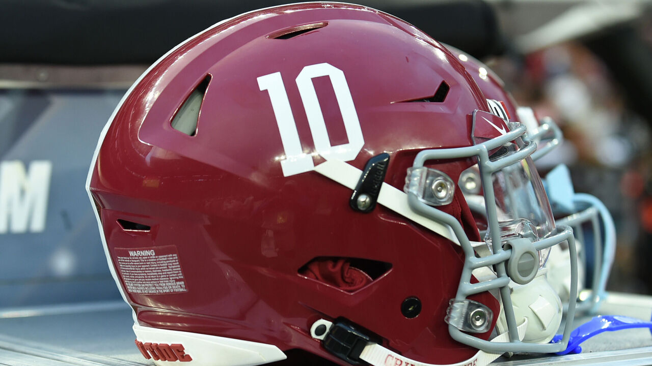 TUSCALOOSA, AL - SEPTEMBER 28: An Alabama Crimson Tide football helmet sits on the sideline prior to the college football game between the Georgia Bulldogs and the Alabama Crimson Tide on September 28, 2024, at Bryant-Denny Stadium in Tuscaloosa, AL.