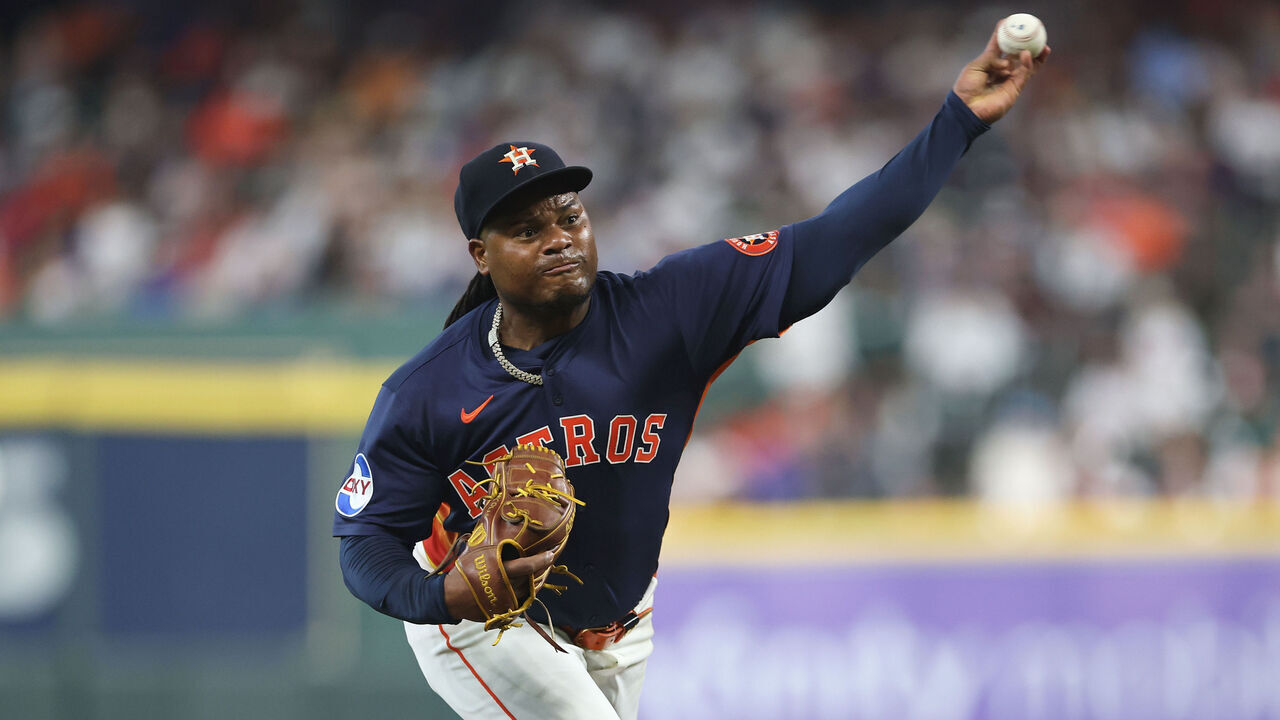 HOUSTON, TEXAS - JUNE 29: Framber Valdez #59 of the Houston Astros pitches in the seventh inning against the Chicago Cubs at Daikin Park on June 29, 2025 in Houston, Texas.