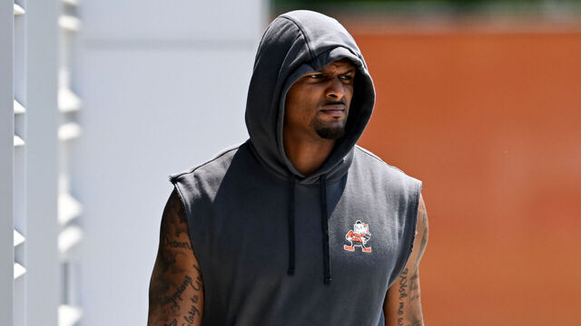BEREA, OHIO - JUNE 11: Deshaun Watson #4 of the Cleveland Browns looks on during Cleveland Browns mandatory minicamp at CrossCountry Mortgage Campus on June 11, 2025 in Berea, Ohio.