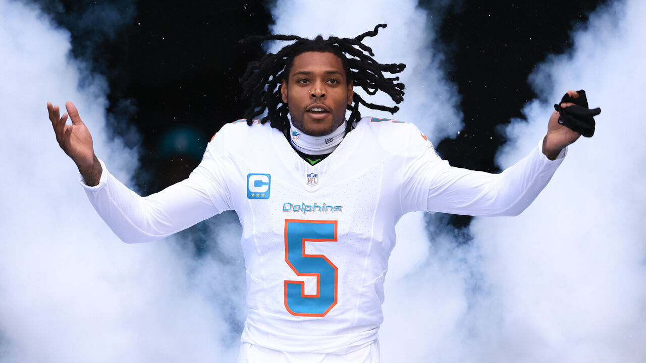 MIAMI GARDENS, FLORIDA - DECEMBER 08: Jalen Ramsey #5 of the Miami Dolphins is introduced prior to a game against the New York Jets at Hard Rock Stadium on December 08, 2024 in Miami Gardens, Florida.
