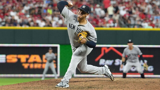 CINCINNATI, OHIO - JUNE 24: Fernando Cruz #63 of the New York Yankees pitches during the game against the Cincinnati Reds at Great American Ball Park on June 24, 2025 in Cincinnati, Ohio.