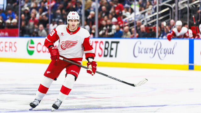 TORONTO, ON - April 17: Detroit Red Wings right wing Patrick Kane (88) is seen during the third period of an NHL game between the Detroit Red Wings and the Toronto Maple Leafs on April 17, 2025, at Scotiabank Arena in Toronto, ON.