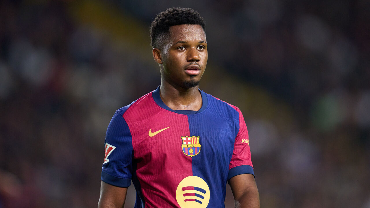 BARCELONA, SPAIN - APRIL 22: Ansu Fati of FC Barcelona looks on during the La Liga EA Sports match between FC Barcelona and RCD Mallorca at Estadi Olimpic Lluis Companys on April 22, 2025 in Barcelona, Spain.