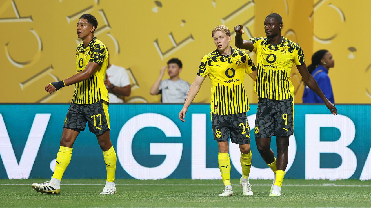 ATLANTA, GEORGIA - JULY 01: Serhou Guirassy #9 of Borussia Dortmund celebrates scoring his team's second goal with Jobe Bellingham #77 and Daniel Svensson #24 during the FIFA Club World Cup 2025 round of 16 match between Borussia Dortmund and CF Monterrey at Mercedes-Benz Stadium on July 01, 2025 in Atlanta, Georgia.