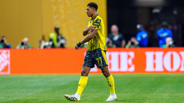 ATLANTA, GEORGIA - JULY 1: Jobe Bellingham #77 of Borussia Dortmund walks off the pitch after receiving a yellow card during the FIFA Club World Cup 2025 round of 16 match between Borussia Dortmund and CF Monterrey at Mercedes-Benz Stadium on July 1, 2025 in Atlanta, Georgia.