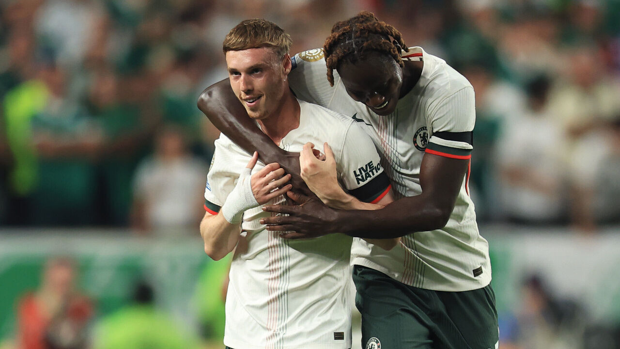 PHILADELPHIA, PENNSYLVANIA - JULY 04: Cole Palmer #10 of Chelsea FC celebrates scoring his team's first goal with teammate Trevoh Chalobah #23 during the FIFA Club World Cup 2025 quarter final match between SE Palmeiras and Chelsea FC at Lincoln Financial Field on July 04, 2025 in Philadelphia, Pennsylvania.