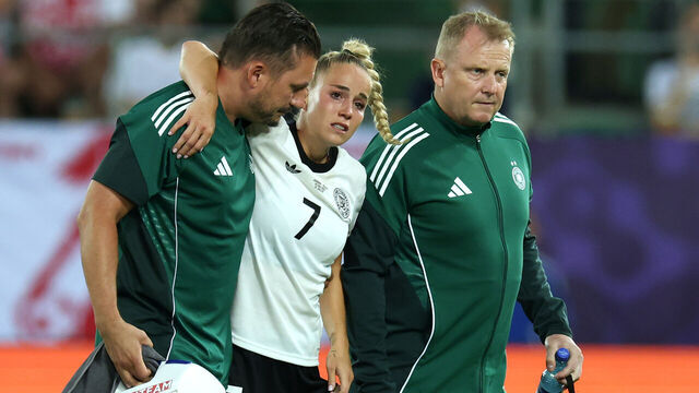 ST GALLEN, SWITZERLAND - JULY 04: Giulia Gwinn of Germany reacts, as she leaves the pitch with a injury during the UEFA Women's EURO 2025 Group C match between Germany and Poland at Arena St. Gallen on July 04, 2025 in St Gallen, Switzerland.