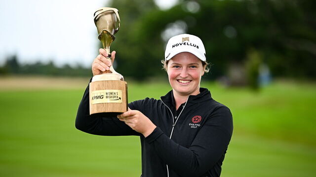 Kildare , Ireland - 6 July 2025; Lottie Woad of England celebrates with the trophy after winning the 2025 KPMG Women's Irish Open Golf Championship at Carton House Golf Club in Maynooth, Kildare.