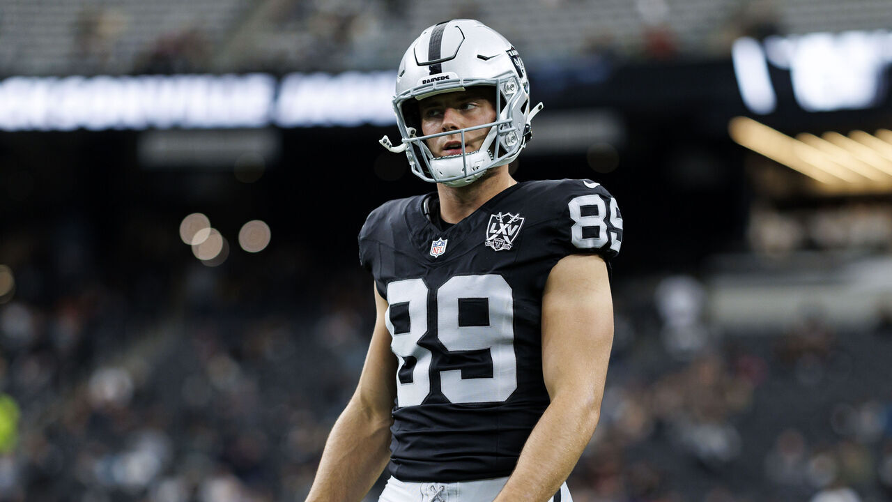 LAS VEGAS, NEVADA - DECEMBER 22: Tight end Brock Bowers #89 of the Las Vegas Raiders stands on the field prior to an NFL football game against the Jacksonville Jaguars, at Allegiant Stadium on December 22, 2024 in Las Vegas, Nevada.