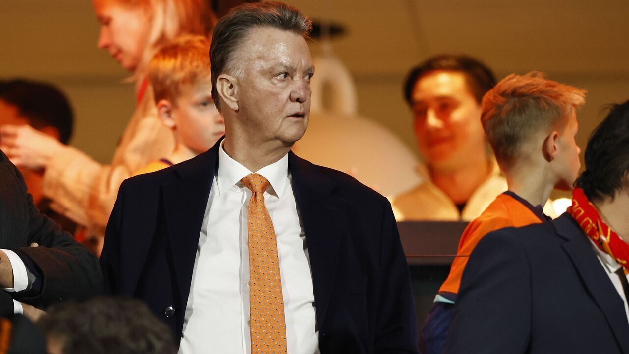 ROTTERDAM - Louis van Gaal during the UEFA Nations League quarterfinal match between the Netherlands and Spain at Feyenoord Stadium de Kuip on March 20, 2025 in Rotterdam, Netherlands. ANP MAURICE VAN STEEN