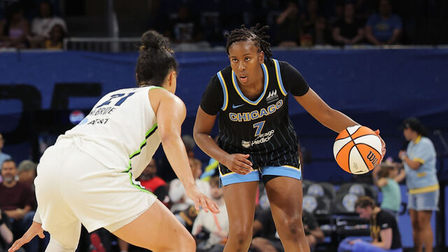 CHICAGO, IL - JULY 12: Ariel Atkins #7 of the Chicago Sky handles the ball during the game against the Minnesota Lynx during a WNBA game on July 12, 2025 at the Wintrust Arena in Chicago, IL. Mandatory Copyright Notice: Copyright 2025 NBAE