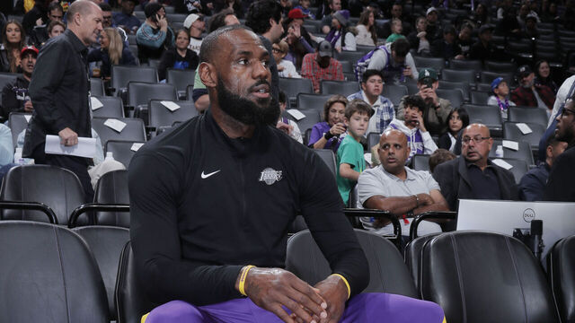 SACRAMENTO, CA - DECEMBER 21: LeBron James #23 of the Los Angeles Lakers looks on from the bench prior to the game against the Sacramento Kings on December 21, 2024 at Golden 1 Center in Sacramento, California. NOTE TO USER: User expressly acknowledges and agrees that, by downloading and or using this photograph, User is consenting to the terms and conditions of the Getty Images Agreement. Mandatory Copyright Notice: Copyright 2024 NBAE