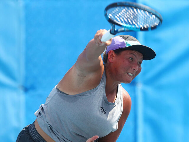 TRARALGON, AUSTRALIA - JANUARY 02: Tara Moore of Great Britain serves during day 1 of the 2022 Traralgon International at Traralgon Tennis Centre on January 02, 2022 in Traralgon , Australia.