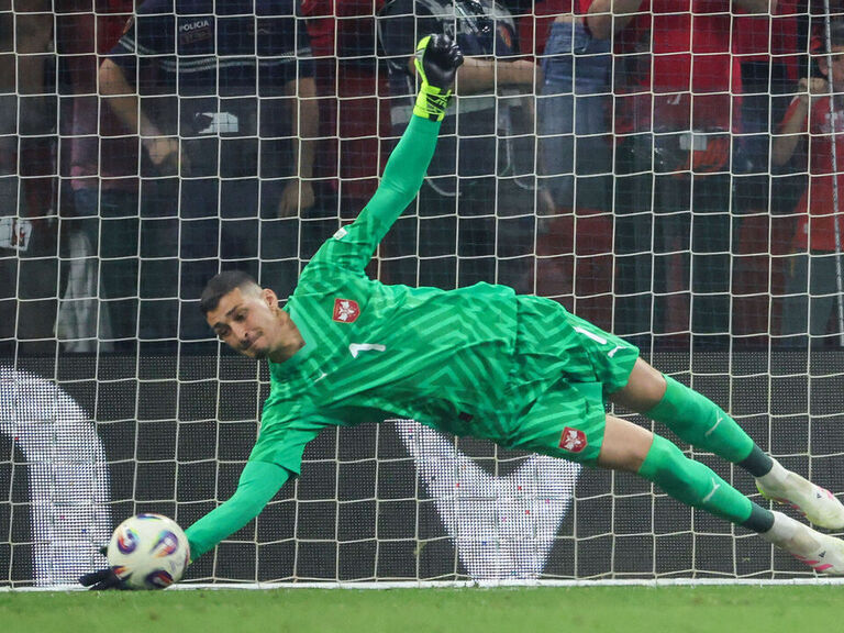 Djordje Petrovic leaves Chelsea for Bournemouth in reported £25M move Djordje Petrovic leaves Chelsea for Bournemouth in reported £25M move