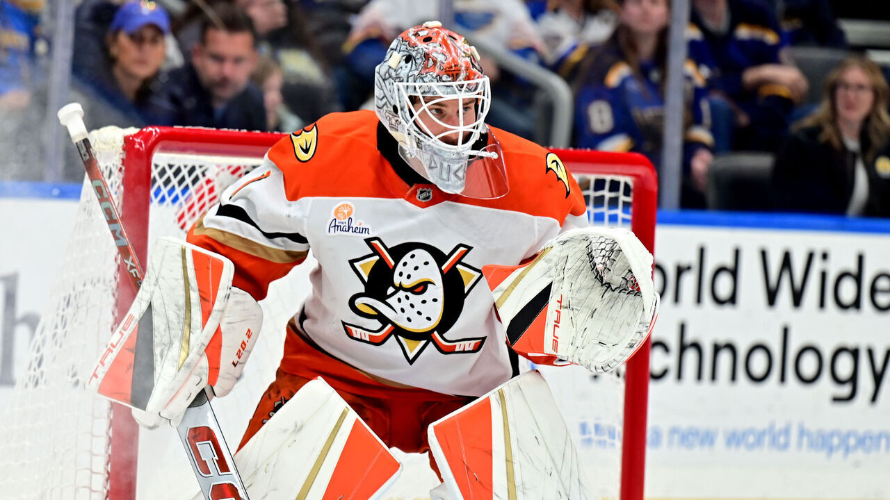 ST. LOUIS, MO - MARCH 16: Anaheim Ducks goaltender Lukas Dostal (1) as seen during an NHL game between the Anaheim Ducks and the St. Louis Blues on March 16, 2025, at Enterprise Center, St. Louis MO.
