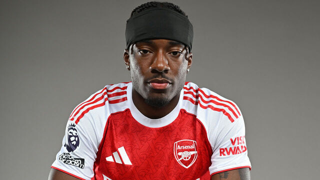 LONDON COLNEY, ENGLAND - JULY 18: Arsenal unveil new signing Noni Madueke at Sobha Realty Training Centre on July 18, 2025 in London Colney, England.