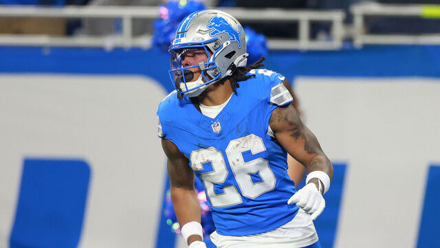 DETROIT,MICHIGAN-JANUARY 18: Running back Jahmyr Gibbs (26) of the Detroit Lions runs on the field during an NFL Divisional Round game between the Detroit Lions and the Washington Commanders in Detroit, Michigan USA, on Saturday, January 18, 2025.
