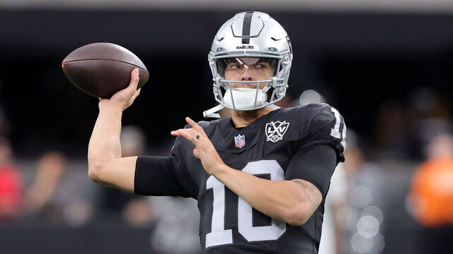 LAS VEGAS, NEVADA - DECEMBER 22: Desmond Ridder #10 of the Las Vegas Raiders warms up before the game against the Jacksonville Jaguars at Allegiant Stadium on December 22, 2024 in Las Vegas, Nevada.