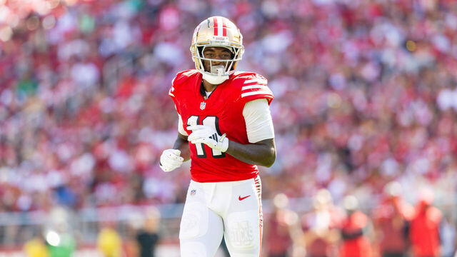 SANTA CLARA, CA - OCTOBER 06: San Francisco 49ers wide receiver Brandon Aiyuk (11) runs to the line during the NFL game between the Arizona Cardinals and the San Francisco 49ers on October 6, 2024 at Levi's Stadium in Santa Clara, CA.