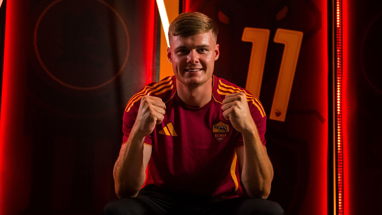 ROME, ITALY - JULY 23: AS Roma new signing Evan Ferguson during his first day at Centro Sportivo Fulvio Bernardini on July 23, 2025 in Rome, Italy.
