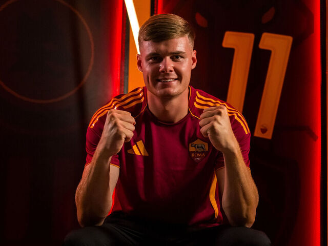 ROME, ITALY - JULY 23: AS Roma new signing Evan Ferguson during his first day at Centro Sportivo Fulvio Bernardini on July 23, 2025 in Rome, Italy.